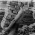 Кто больше: конкурс подсобных рабочих стройотряда «Механик». Палехский район, д. Пеньки, 1971 г.